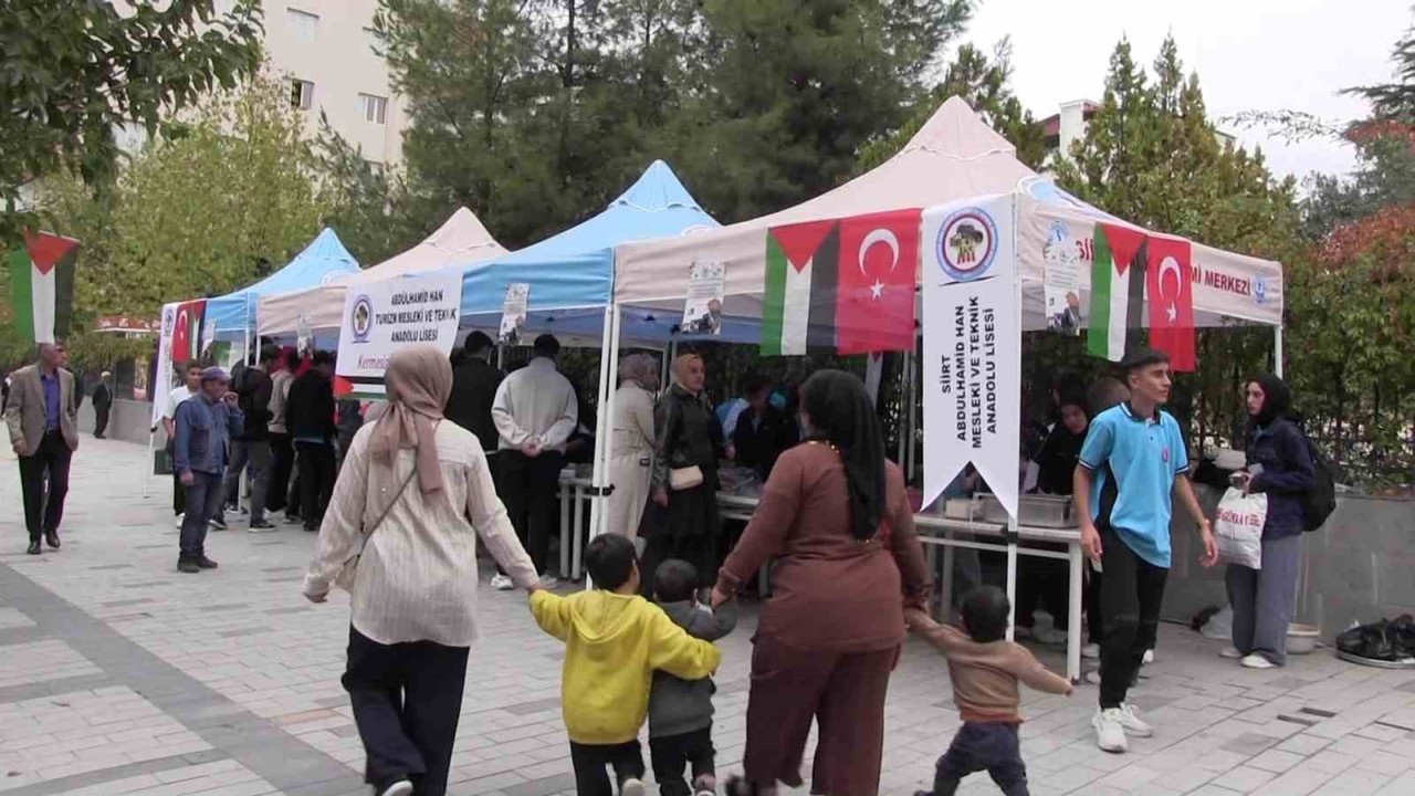Siirt’te öğrencilerden Gazze yararına etkinlik
