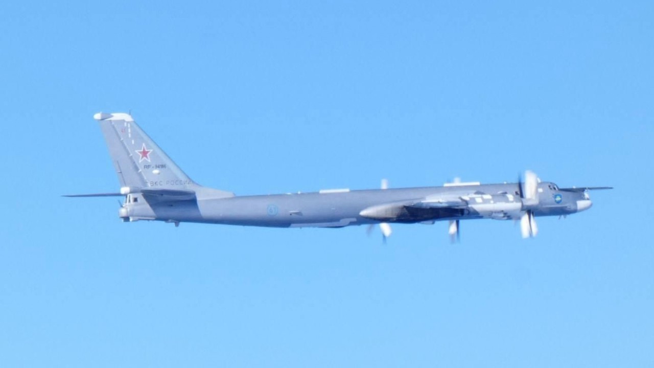 Rus savaş uçakları Japonya hava sahasına yaklaştı, Tokyo yönetimi askeri jetlerini havalandırdı
