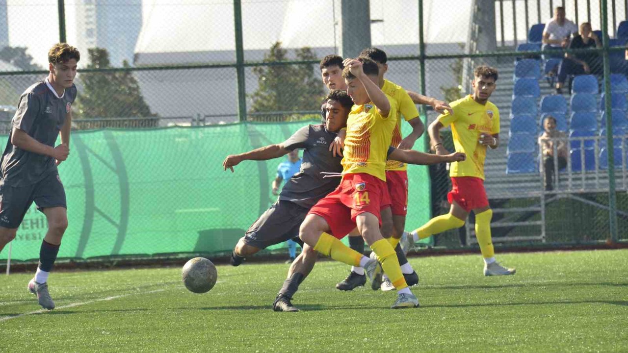Kayserispor U19 PAF Takımı 3 puanla döndü
