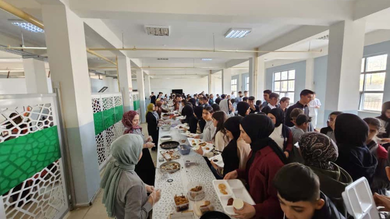 Diyarbakır’da Gazze halkına yardım etkinliği
