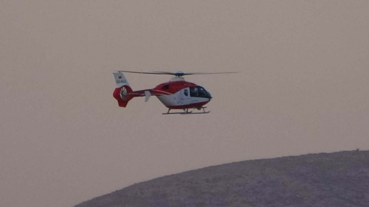 470 gramlık bebek helikopter ambulansla Van’a nakledildi
