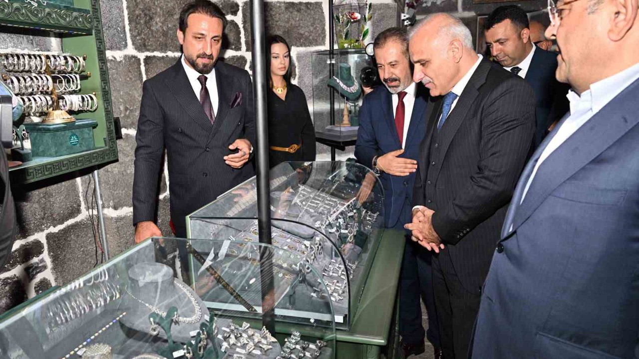 Diyarbakır Hasırevi açıldı
