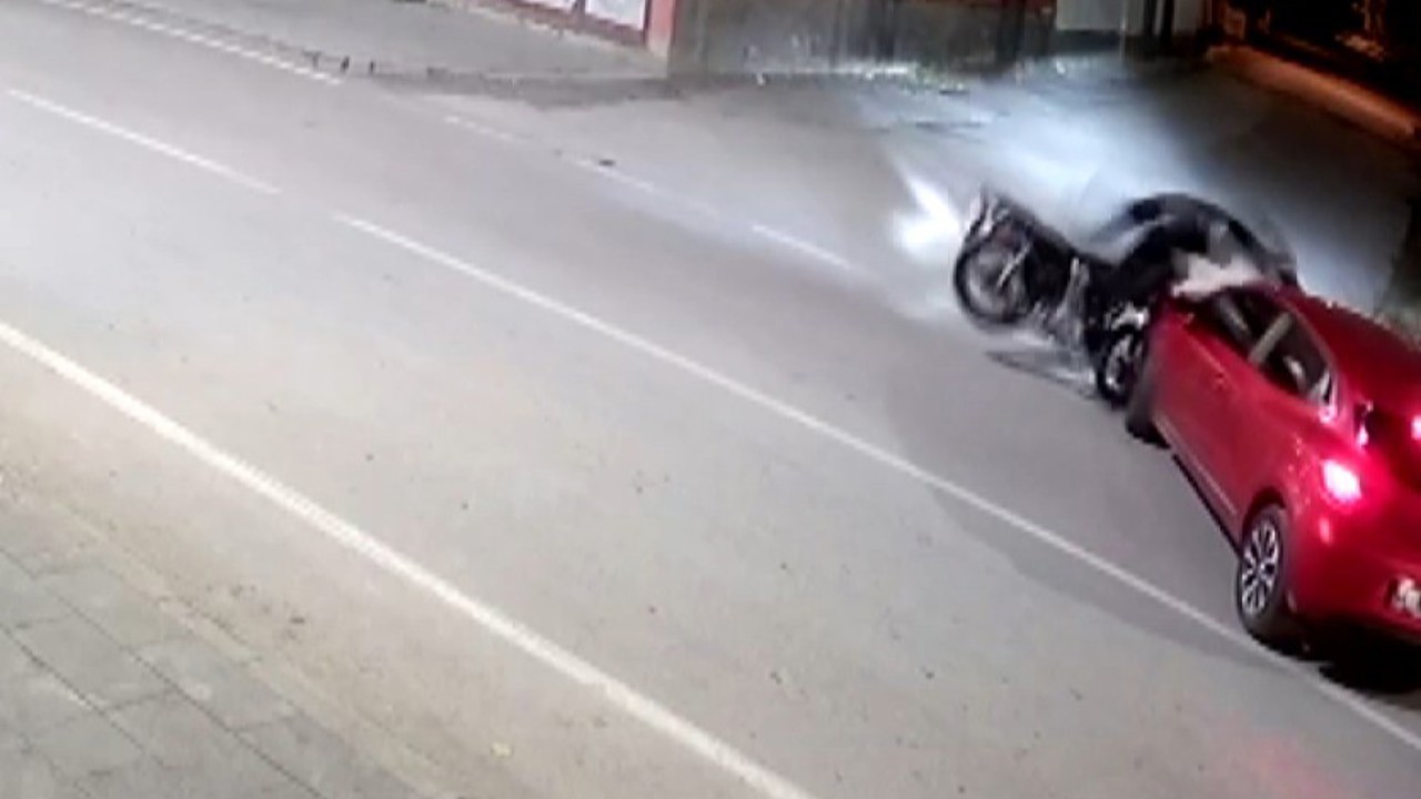Afşin’de otomobil ile motosiklet çarpıştı: 1 yaralı
