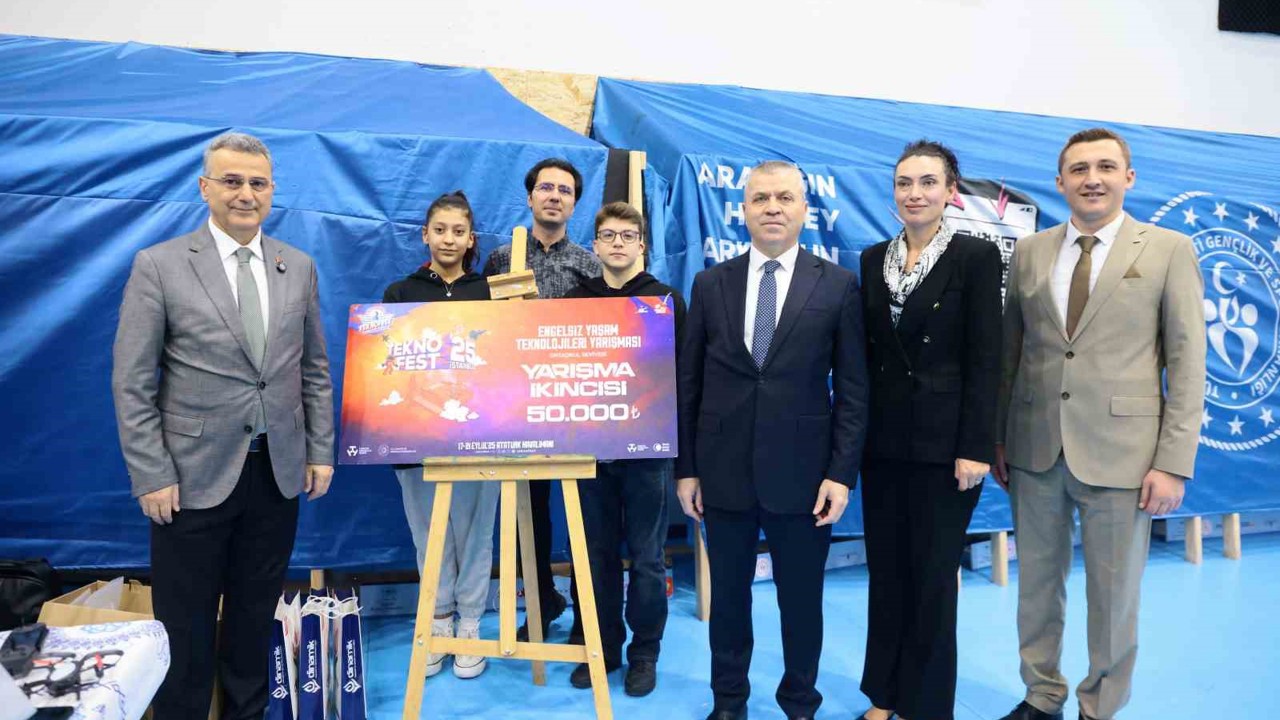 Başkan Kurnaz: "Eğitim ve bilimi destekliyoruz"
