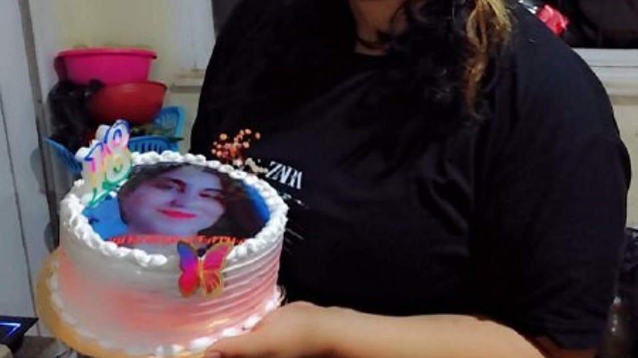 18 yaşındaki genç kızdan ailesi dünden beri haber alamıyor
