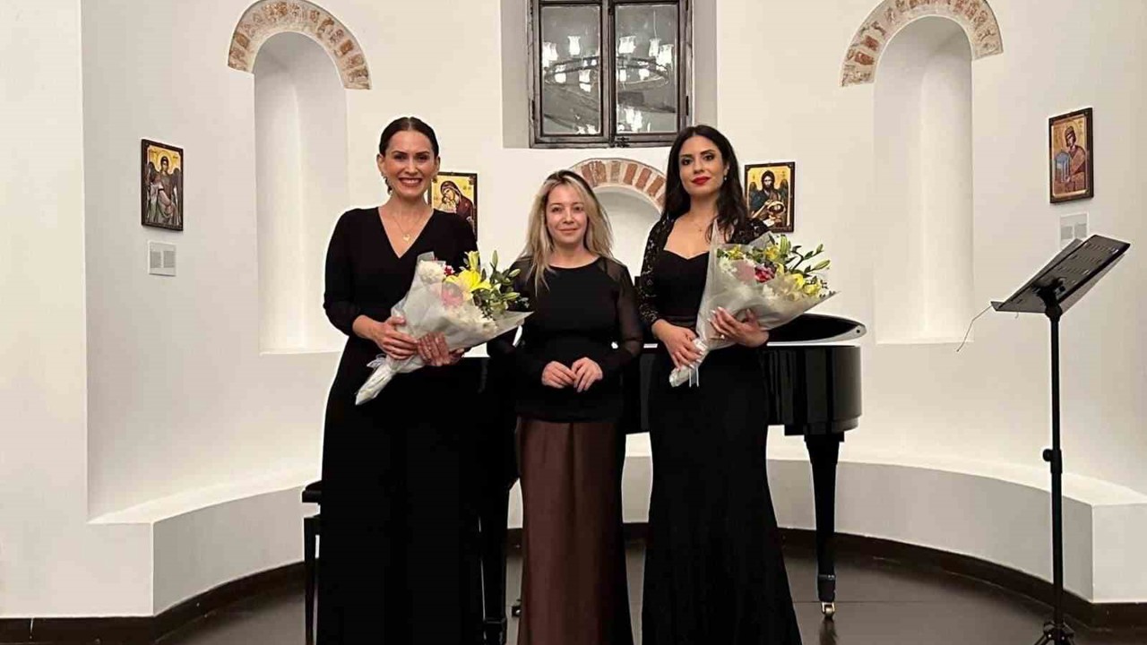 Aziz Panteleimon Kilisesi’nde "Güz Resitali"
