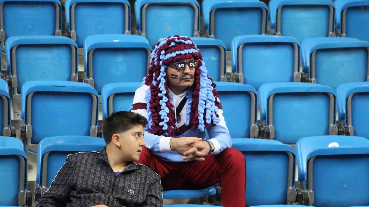 Türkiye Sigorta Basketbol Ligi: Trabzonspor: 74 - A. Efes: 81
