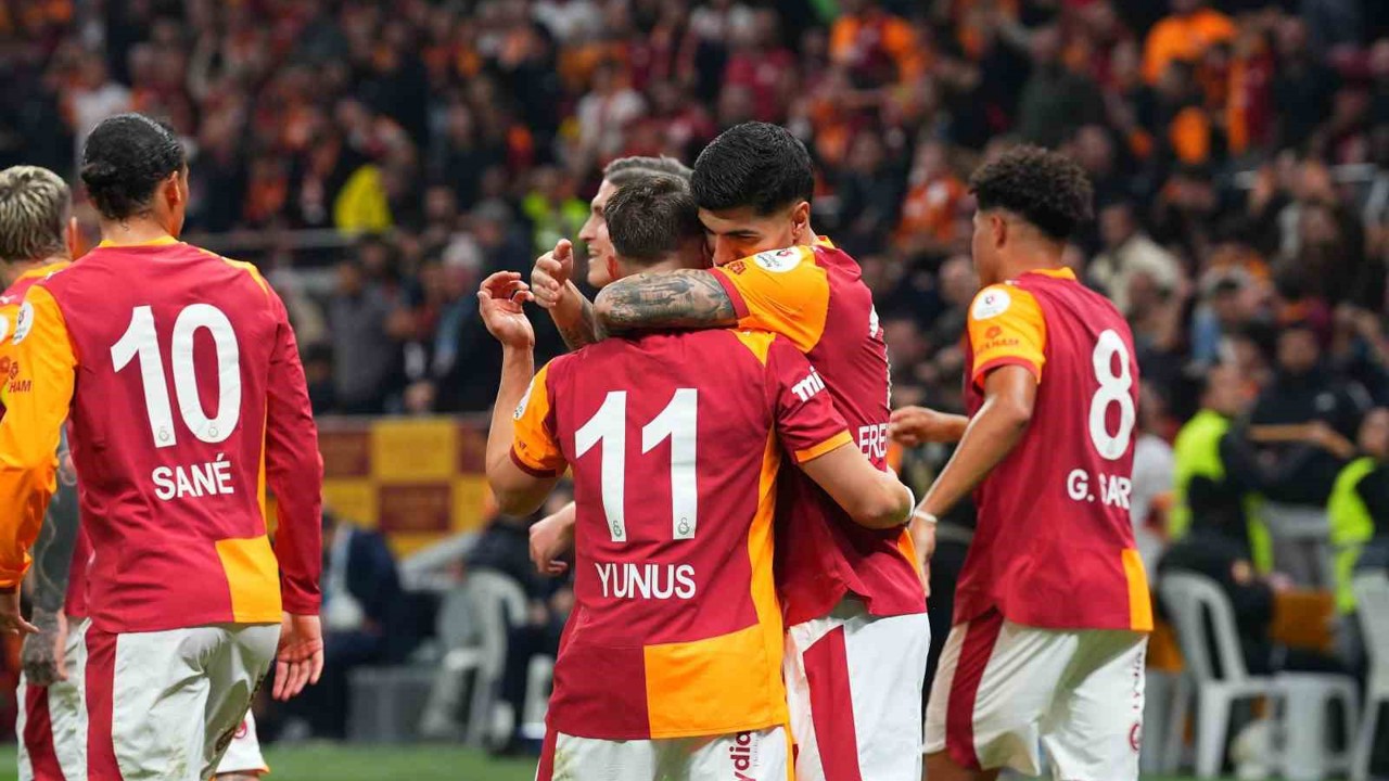 Galatasaray, ligdeki yenilmezlik serisini 18 maça çıkardı
