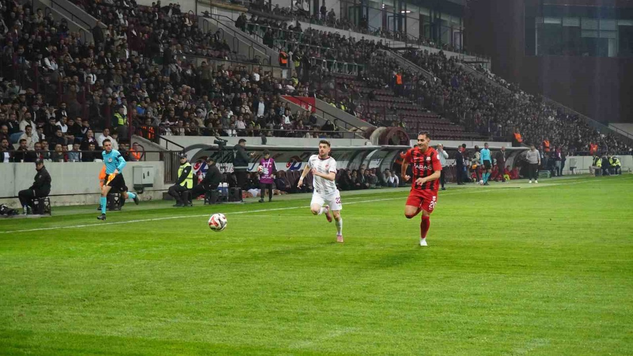 TFF 2. Lig: Elazığspor: 1 - Kastamonuspor: 2
