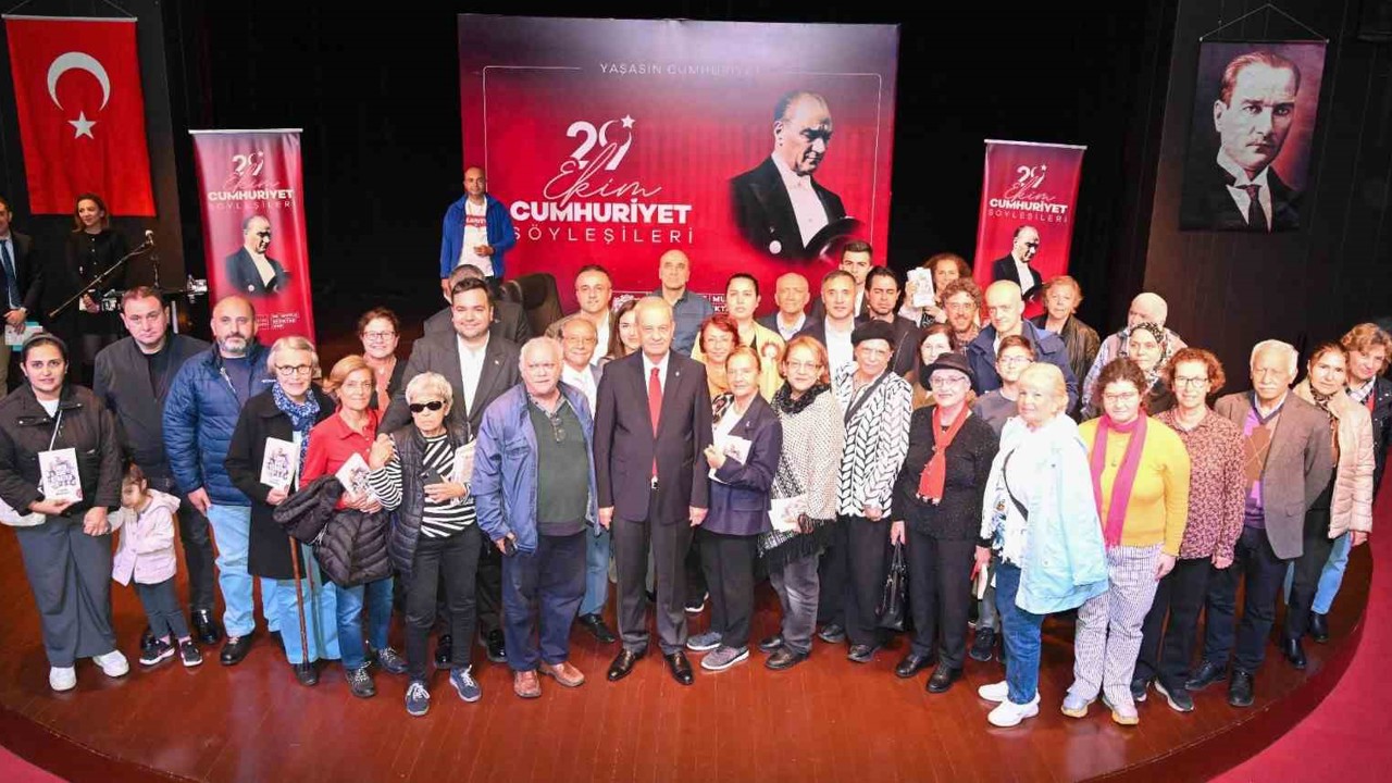 Beşiktaş’ta 26. Genelkurmay Başkanı İlker Başbuğ, "Cumhuriyetin İzinde: Türkiye’nin Yarını" söyleşisini gerçekleştirdi

