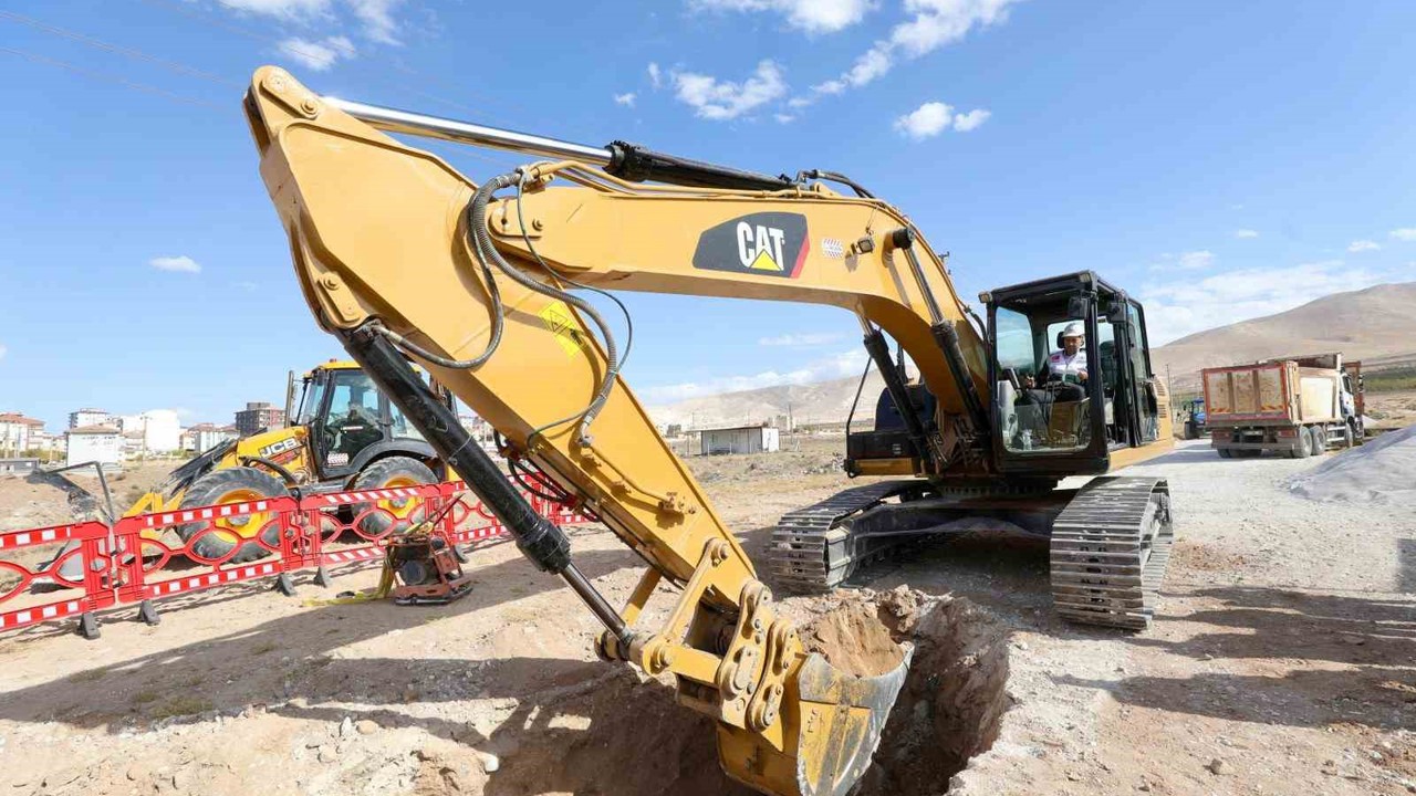 Niğde’de 613 milyon TL’lik altyapı dönüşümü başladı
