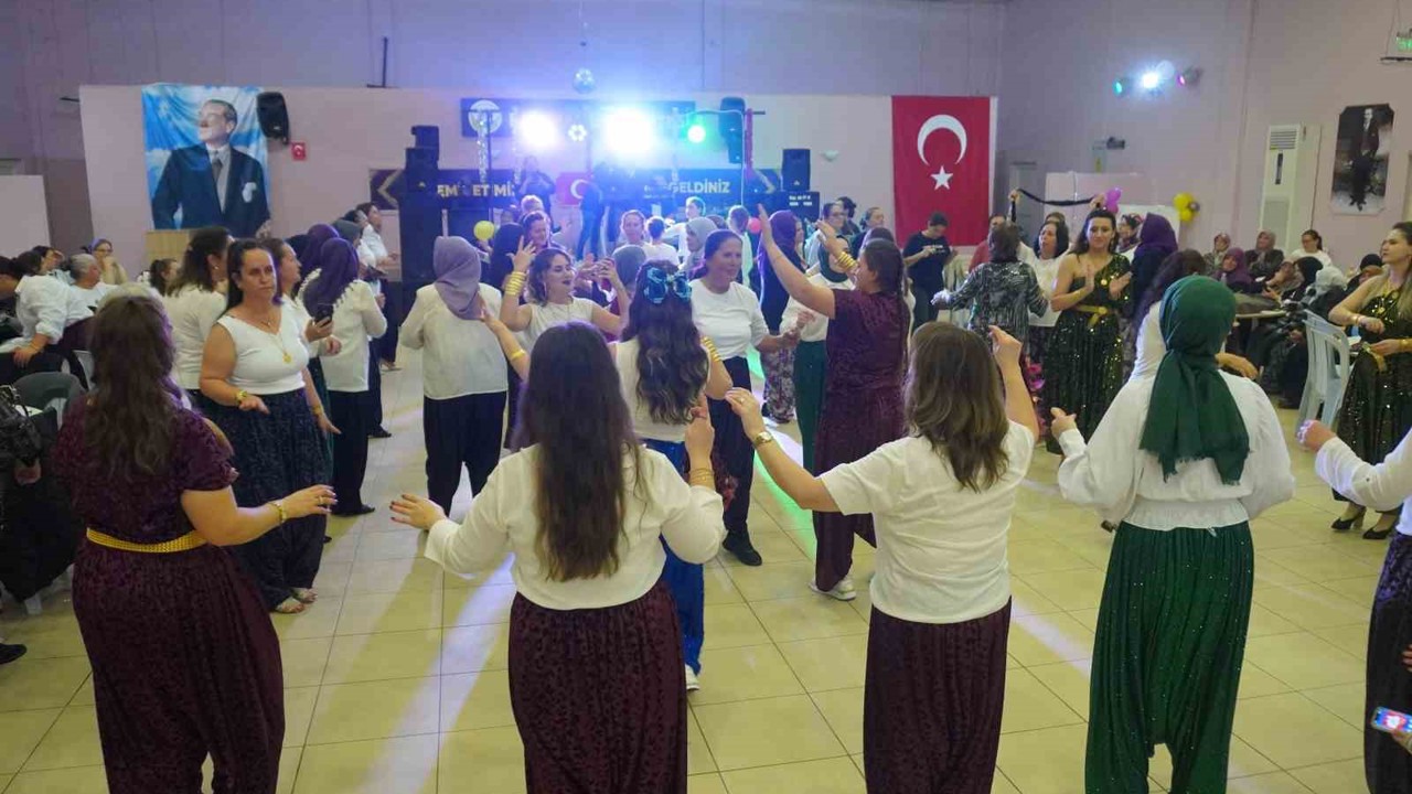 Babaeski’de "Şalvar Gecesi" renkli görüntülere sahne oldu
