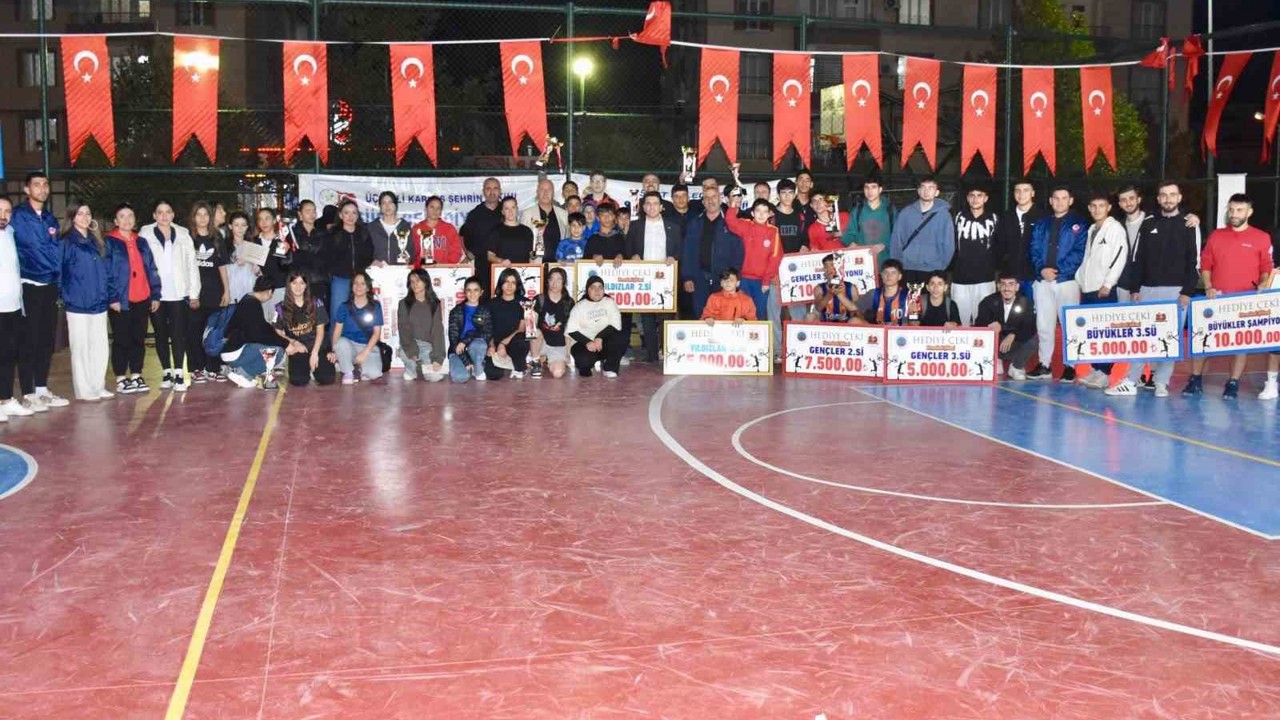 Siirt’te Sokak Basketbolu Turnuvası sona erdi
