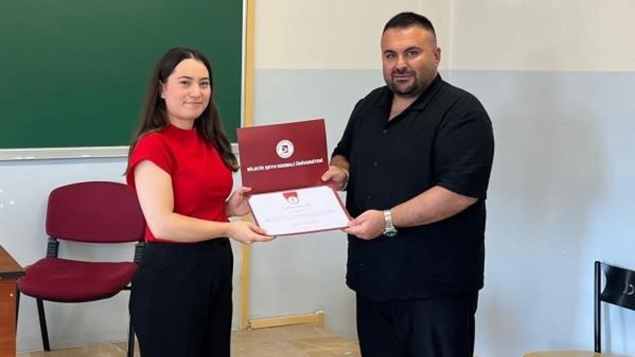 Bilecik’te ‘Bir Mezun Bir Hikâye’ söyleşisi öğrencilerle buluştu
