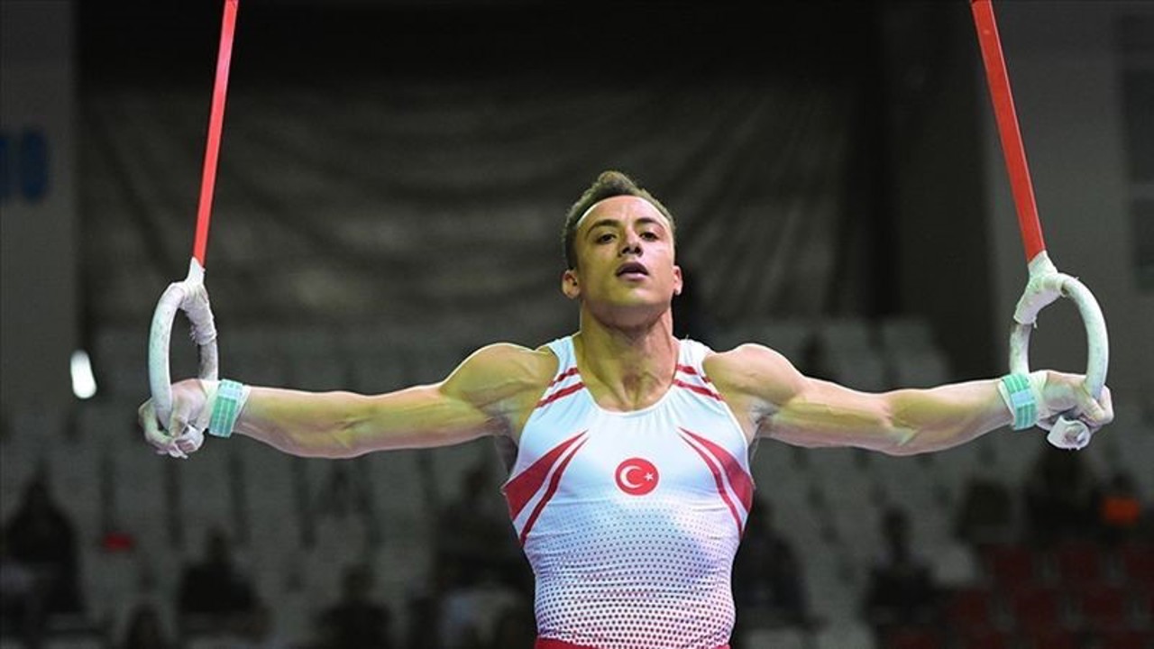 EÜ Mezunu Milli Cimnastikçi Adem Asil, dünya 2’ncisi oldu
