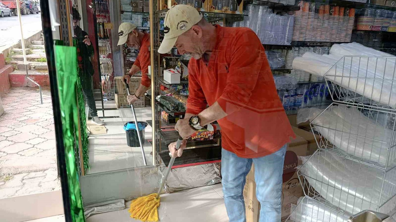 Tekirdağ’da su patlağı esnafı mağdur etti
