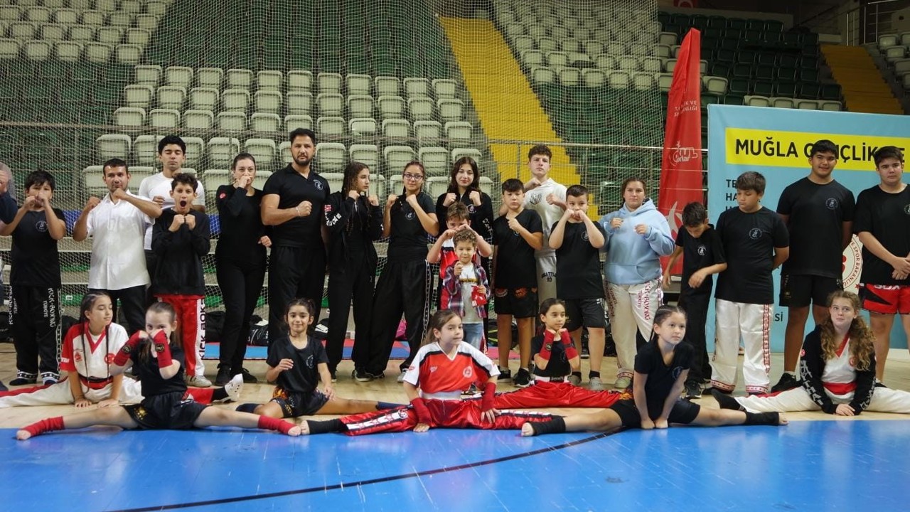 Marmaris’e 11 birincilik madalyası birden geldi
