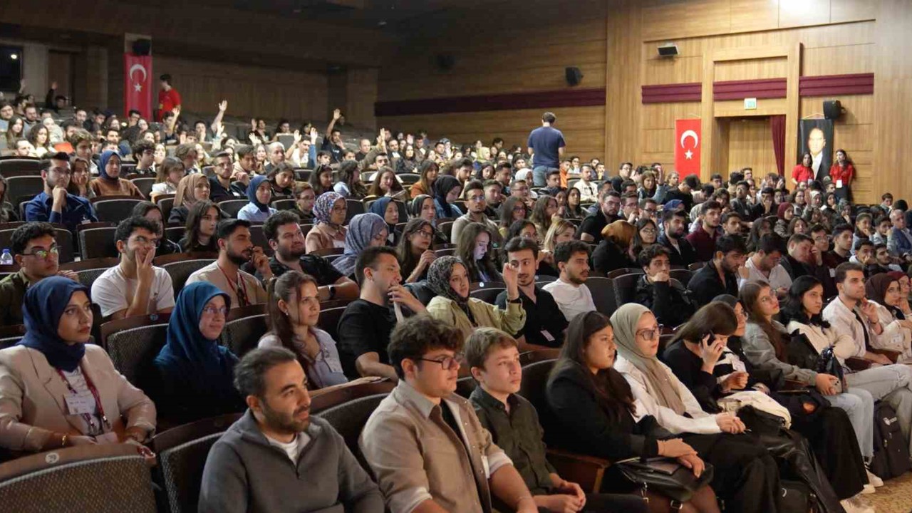 Teknoloji tutkunları Şehitkamil’de buluştu
