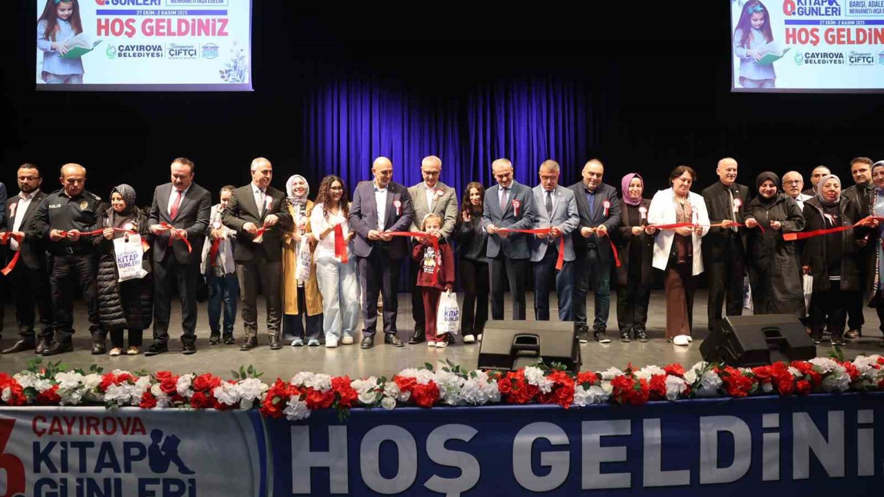 6. Çayırova Kitap Günleri, kapılarını ziyaretçilere açtı
