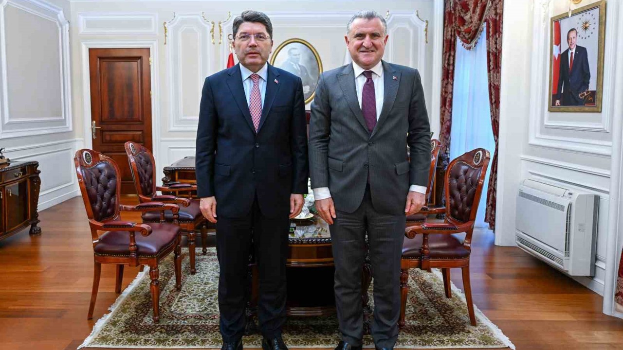 Bakan Bak ile Bakan Tunç, bir araya geldi
