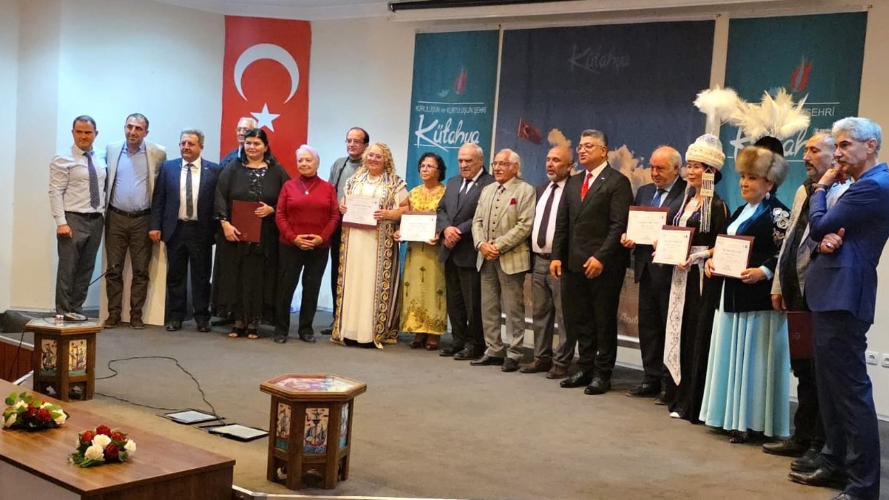 Kütahya’da Türk dünyası sanatçılarından Cumhuriyet Bayramı konseri
