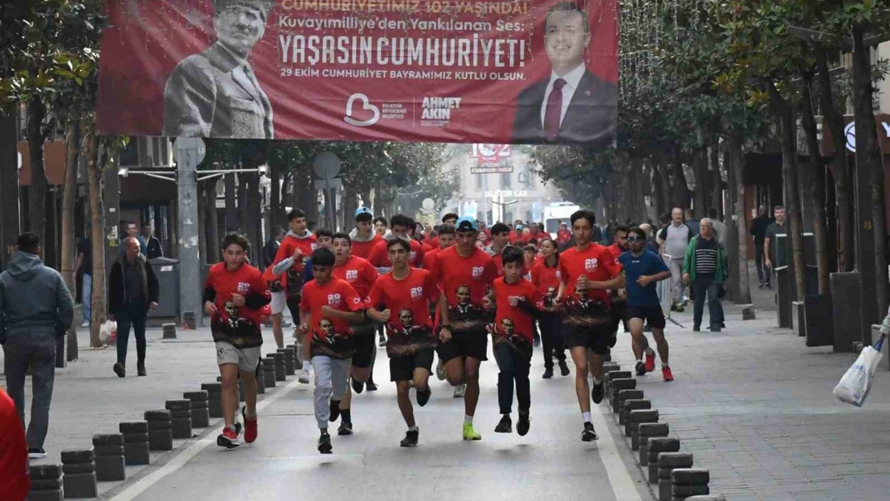 Balıkesir’de Cumhuriyet Bayramı etkinlikleri gerçekleştirildi
