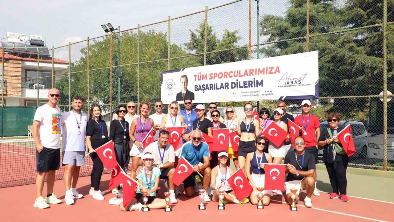 Dalaman’da Cumhuriyet coşkusu tenis ile kutlandı
