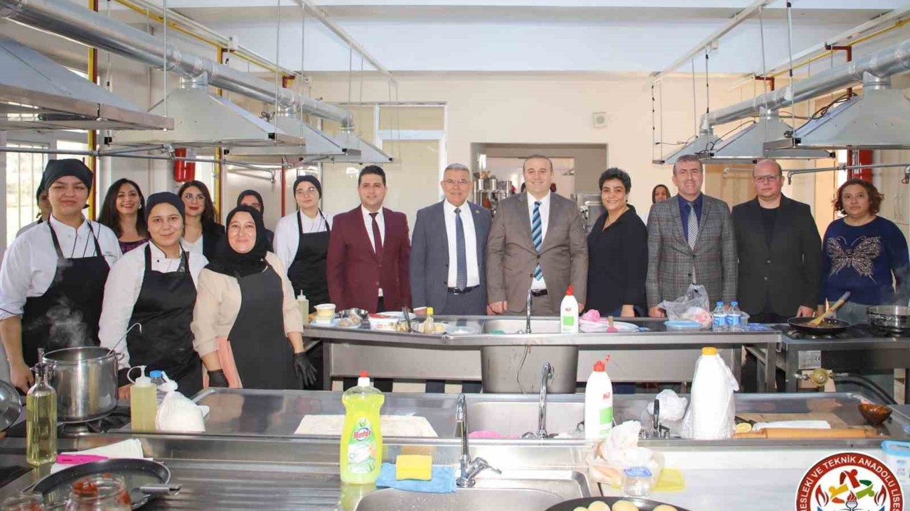 Köşk’te "Aile ile birlikte üretiyoruz" yemek yarışması yapıldı
