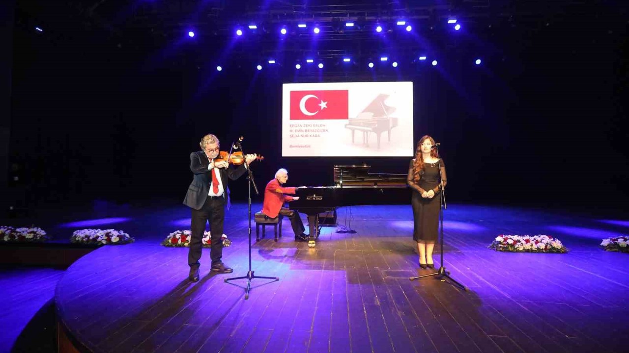 Gaziantep Büyükşehir’den 29 Ekim’e Özel Türk Dünyası Piyanistleri Buluşması konseri
