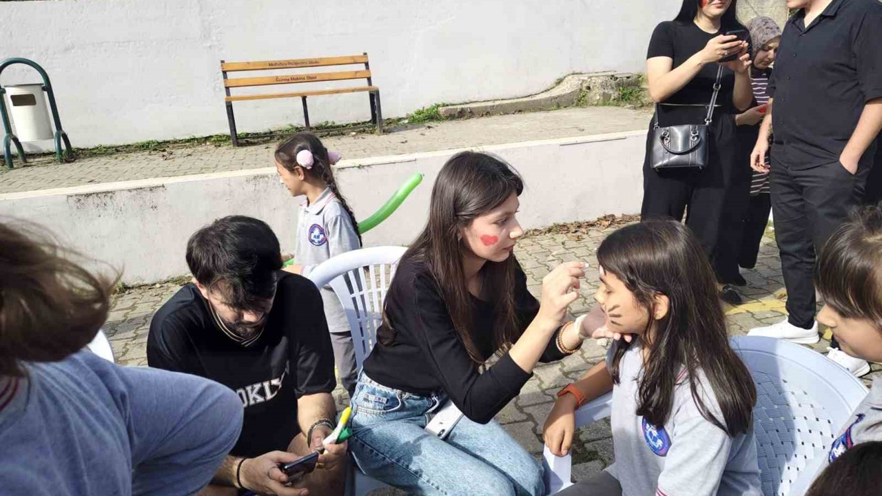 Veliler geleneksel oyunlarla yeniden çocuk oldu
