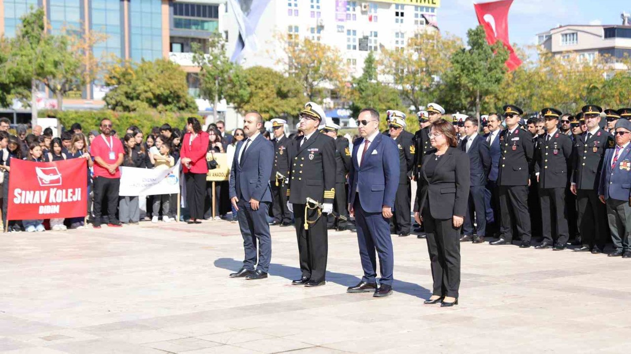Didim’de 29 Ekim Cumhuriyet Bayramı coşkuyla kutlandı
