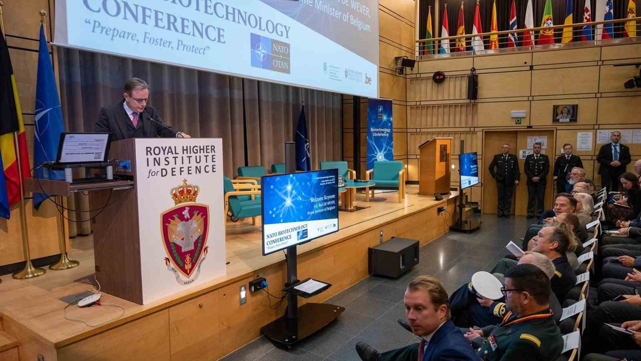 NATO, ilk biyoteknoloji konferansını gerçekleştirdi: "Tarihi bir toplantı"

