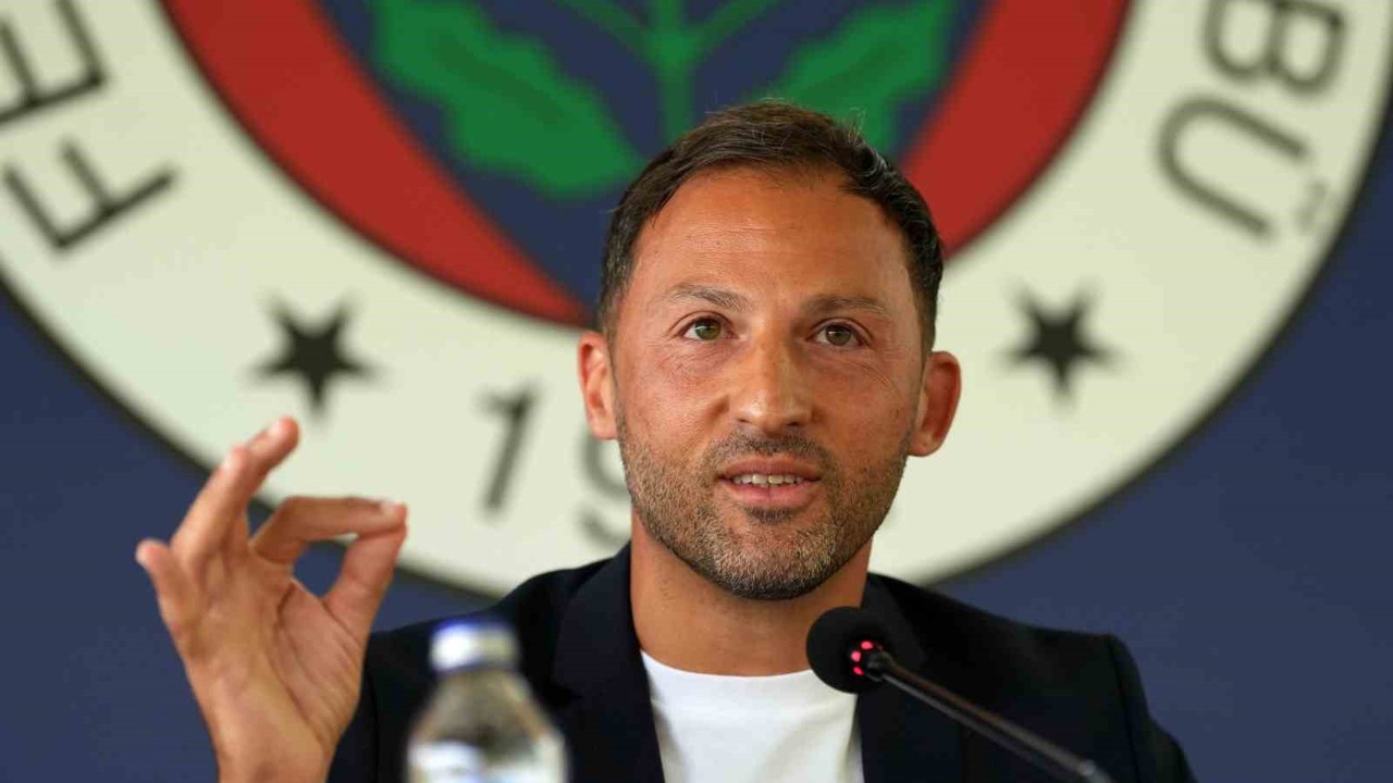 Domenico Tedesco ilk derbisine çıkacak
