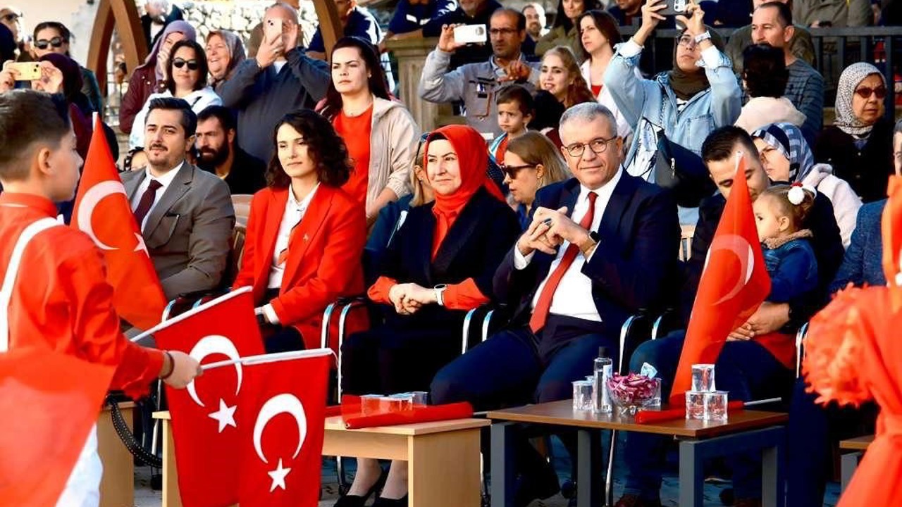 Karabiga’da Cumhuriyet’in 102’nci Yılı Coşkuyla Kutlandı
