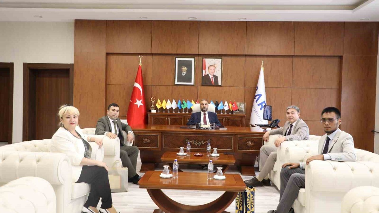 BARÜ, Özbekistan ile eğitimde iş birliği ağını genişletiyor
