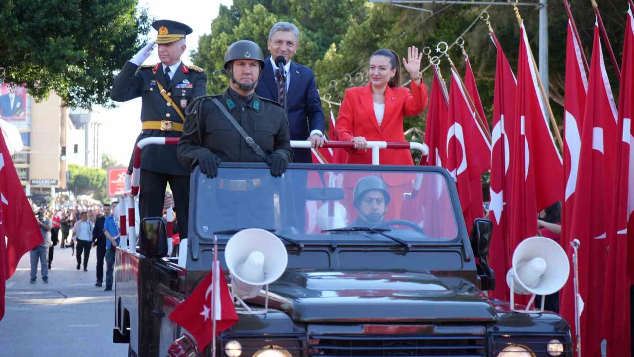 Antalya’da Cumhuriyet’in 102’nci yılı kutlamaları
