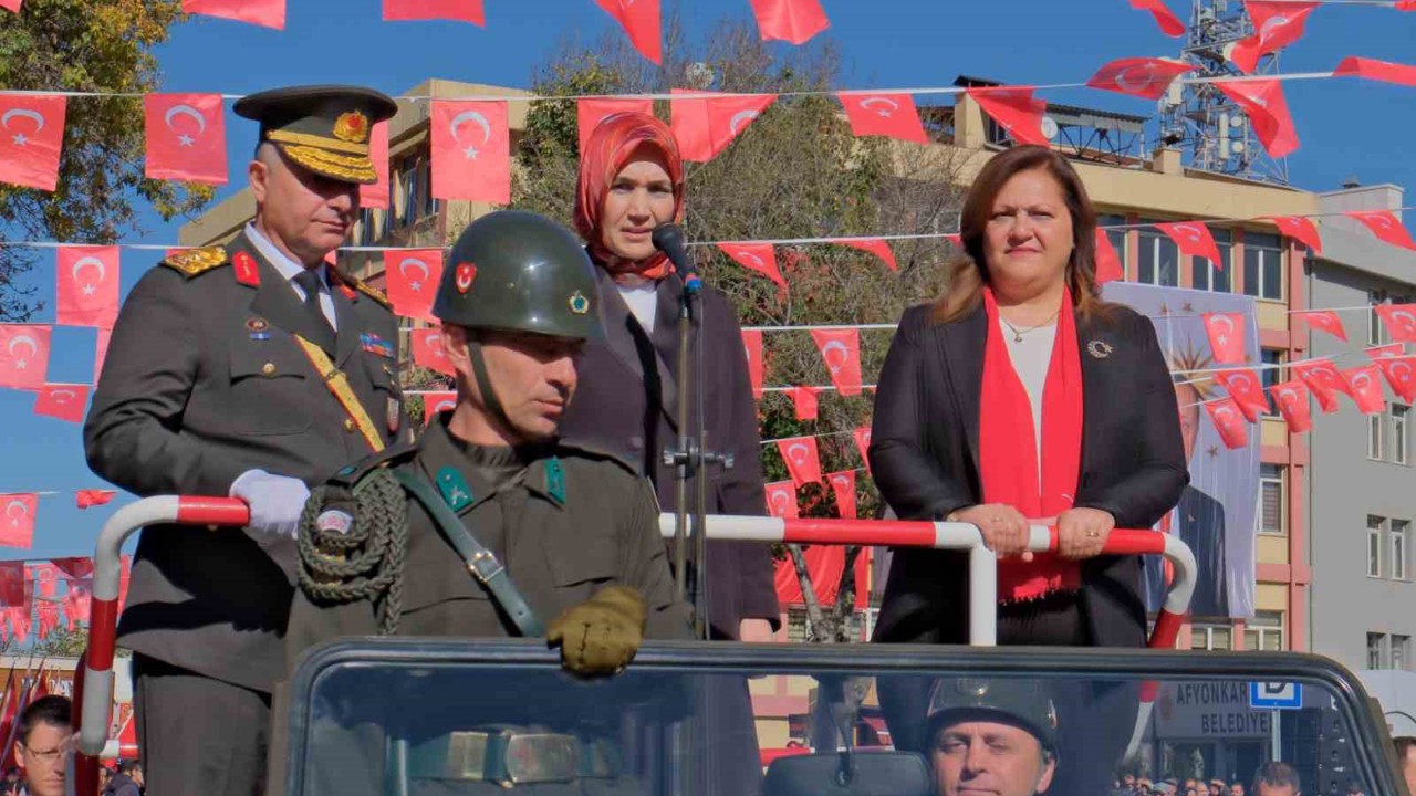 Afyonkarahisar’da 29 Ekim coşkusu

