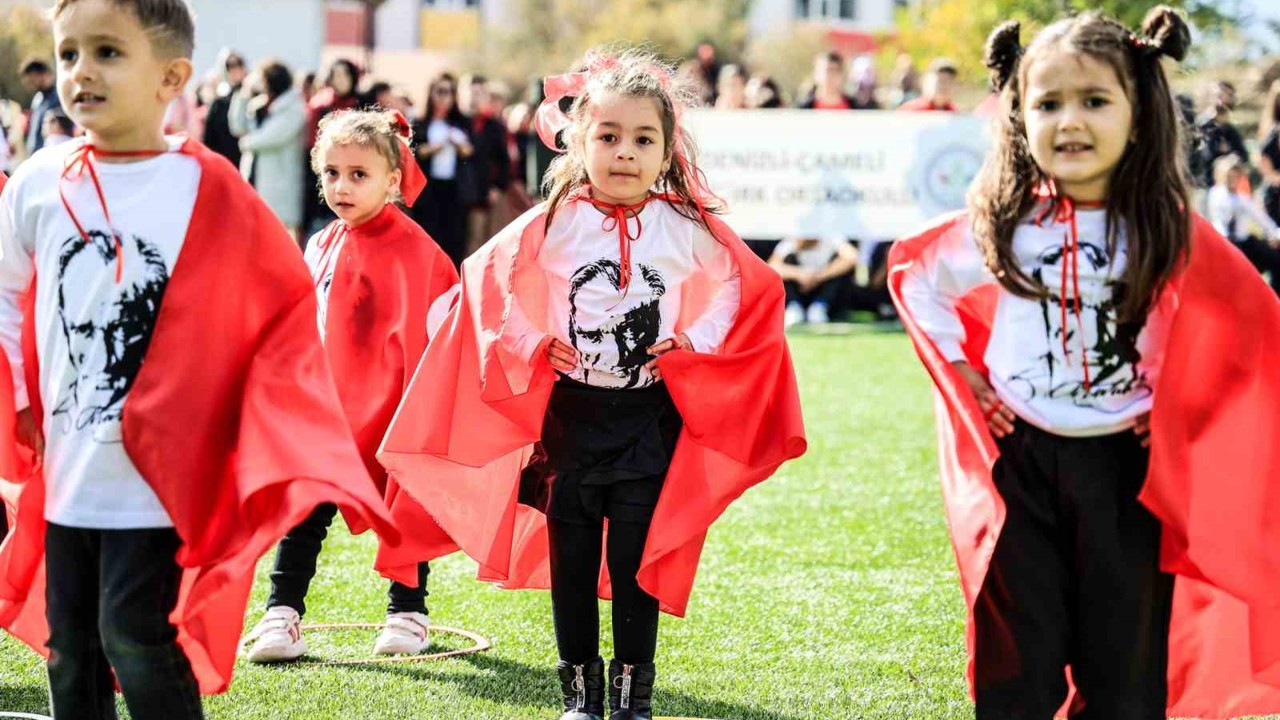 Cumhuriyetin 102. yaşı Çameli’nde coşkuyla kutlandı
