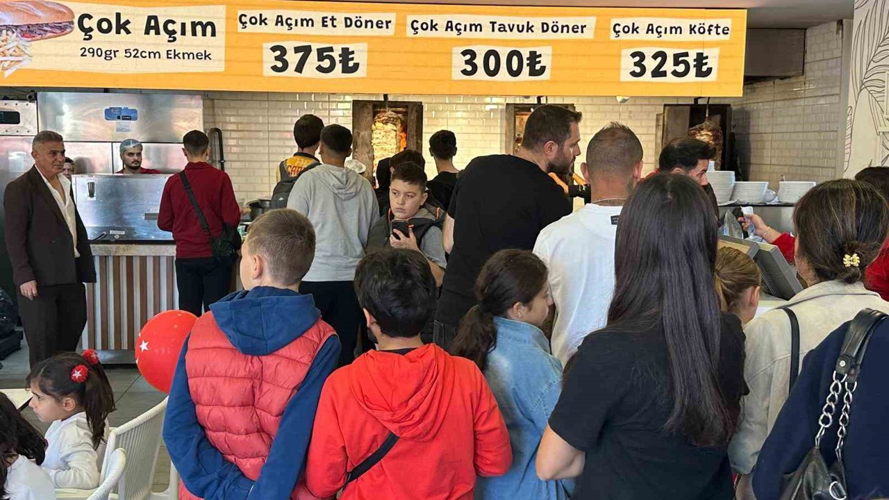 29 Ekim’de tavuk döner ve ayranı 29 liradan sattılar

