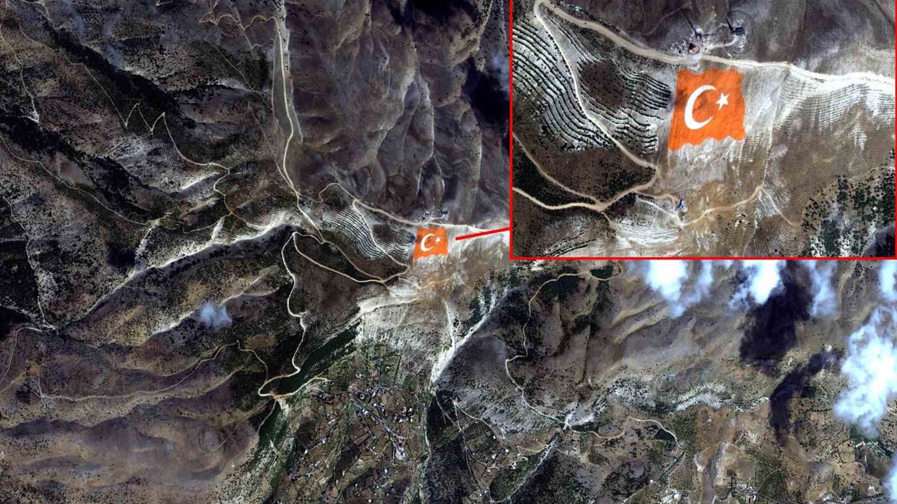 Türk Bayrağı uzaydan görüntülendi
