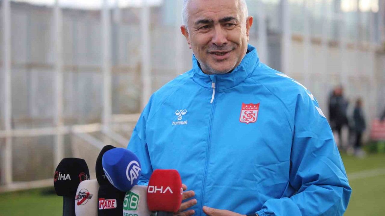Mehmet Altıparmak: "Öncelikli hedefimiz play-off"
