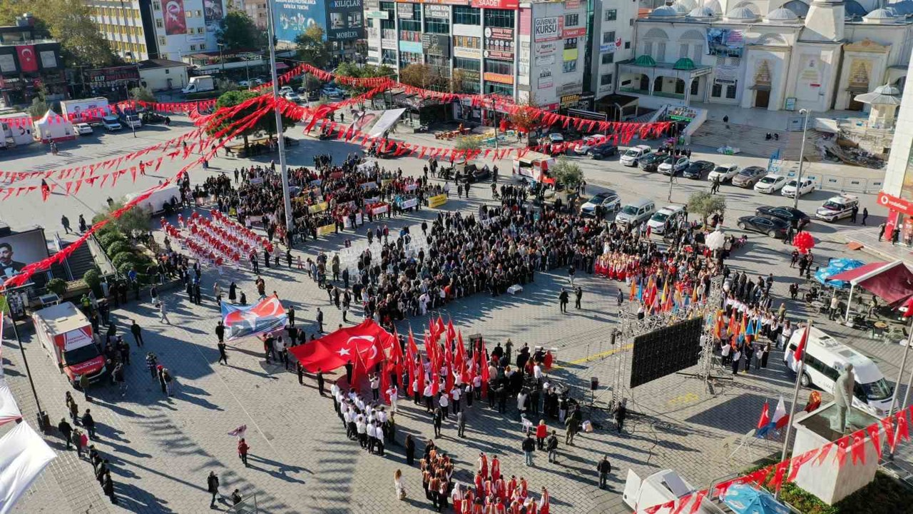 Cumhuriyetin 102. yılında Esenyurt’ta görkemli kutlama
