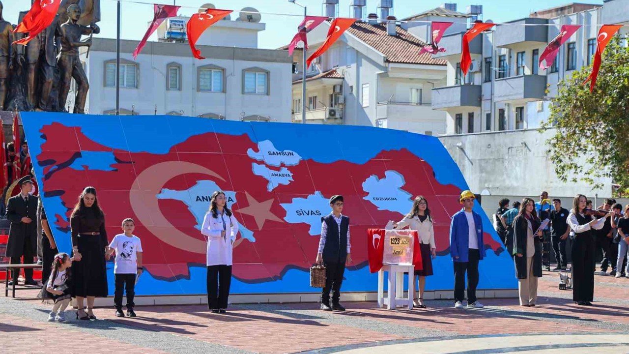 Cumhuriyet’in 102. yıl dönümü Manavgat’ta kutlandı
