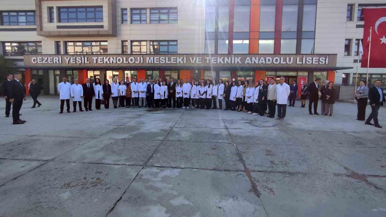 Bakan Tekin: "Dünyadaki eğitim sektörüyle herkesin insan haklarına egemen olacağına inanıyorum"
