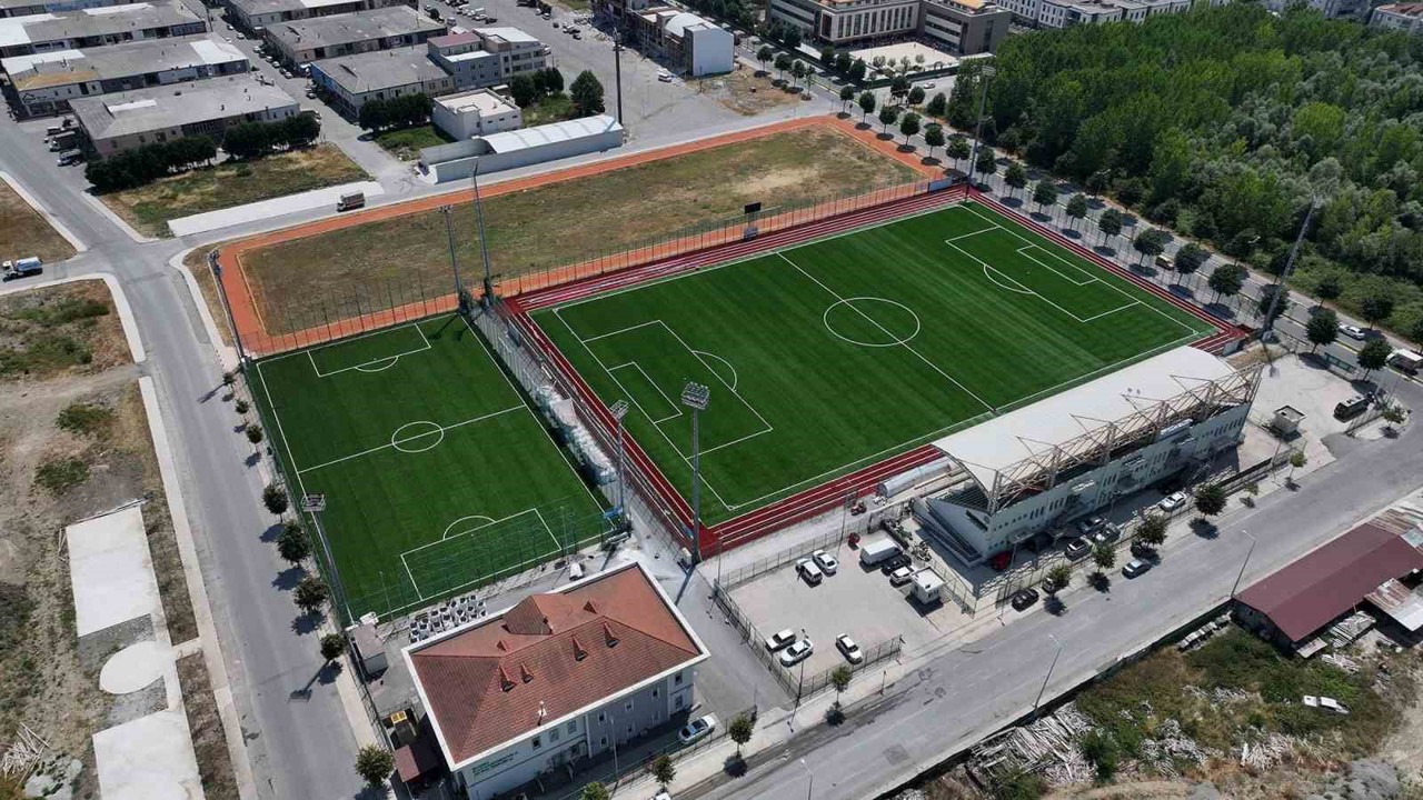 Ekrem Karaberberoğlu Spor Tesisi’ne FIFA kalite onayı
