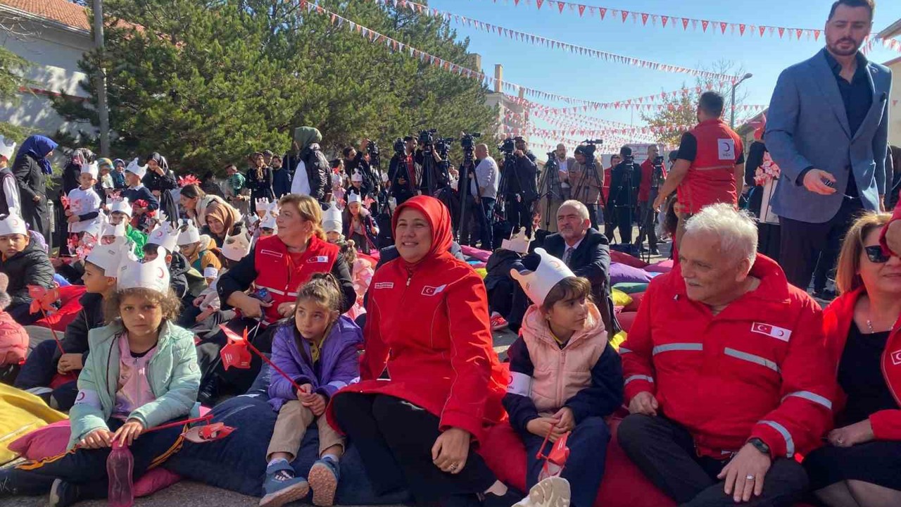 Türk Kızılay Başkanı Yılmaz: "(Gazze’ye insani yardım) Açık olduğu müddetçe içeriye insani yardım göndermeye devam edeceğiz"
