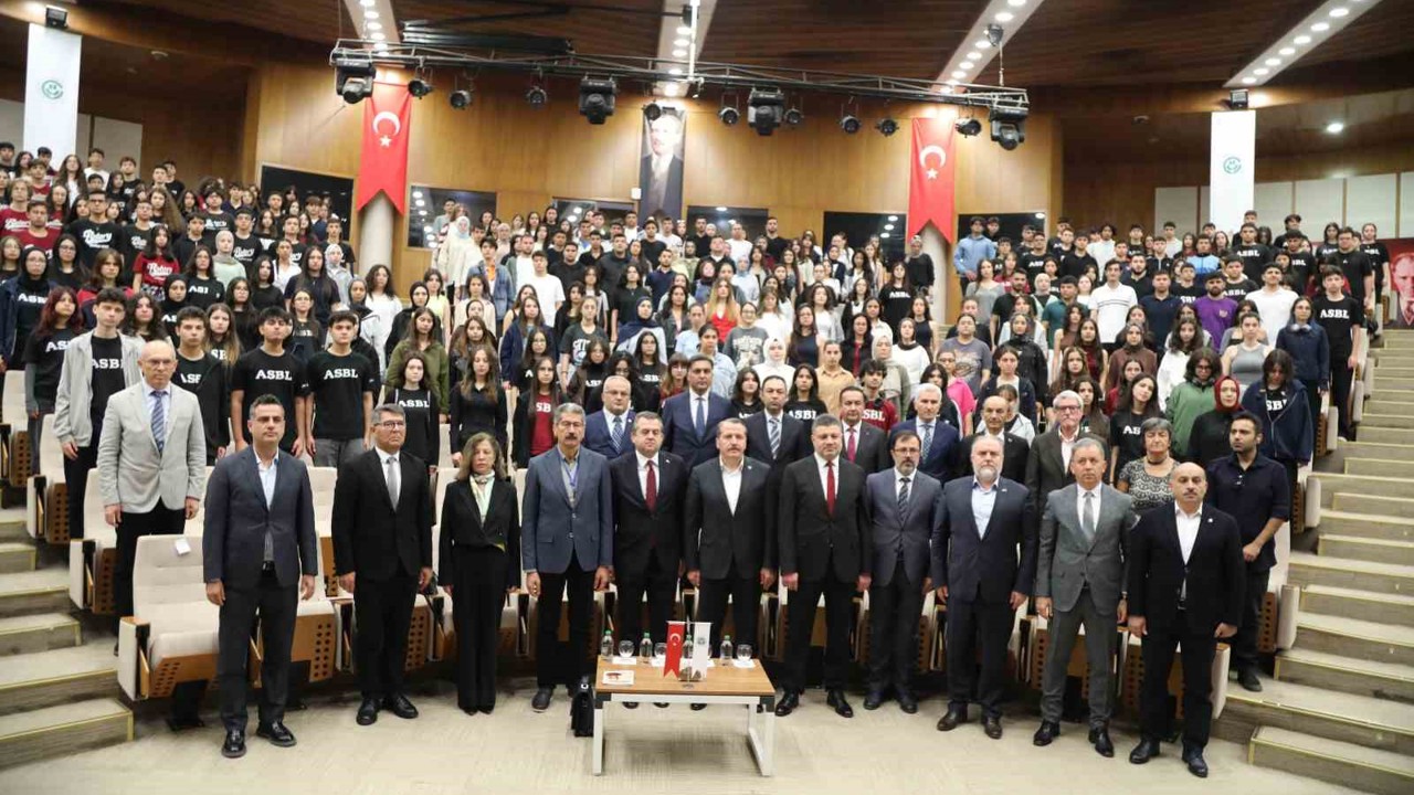 Şair Arif Nihat Asya, vefatının 50. yılında Adana’da anıldı
