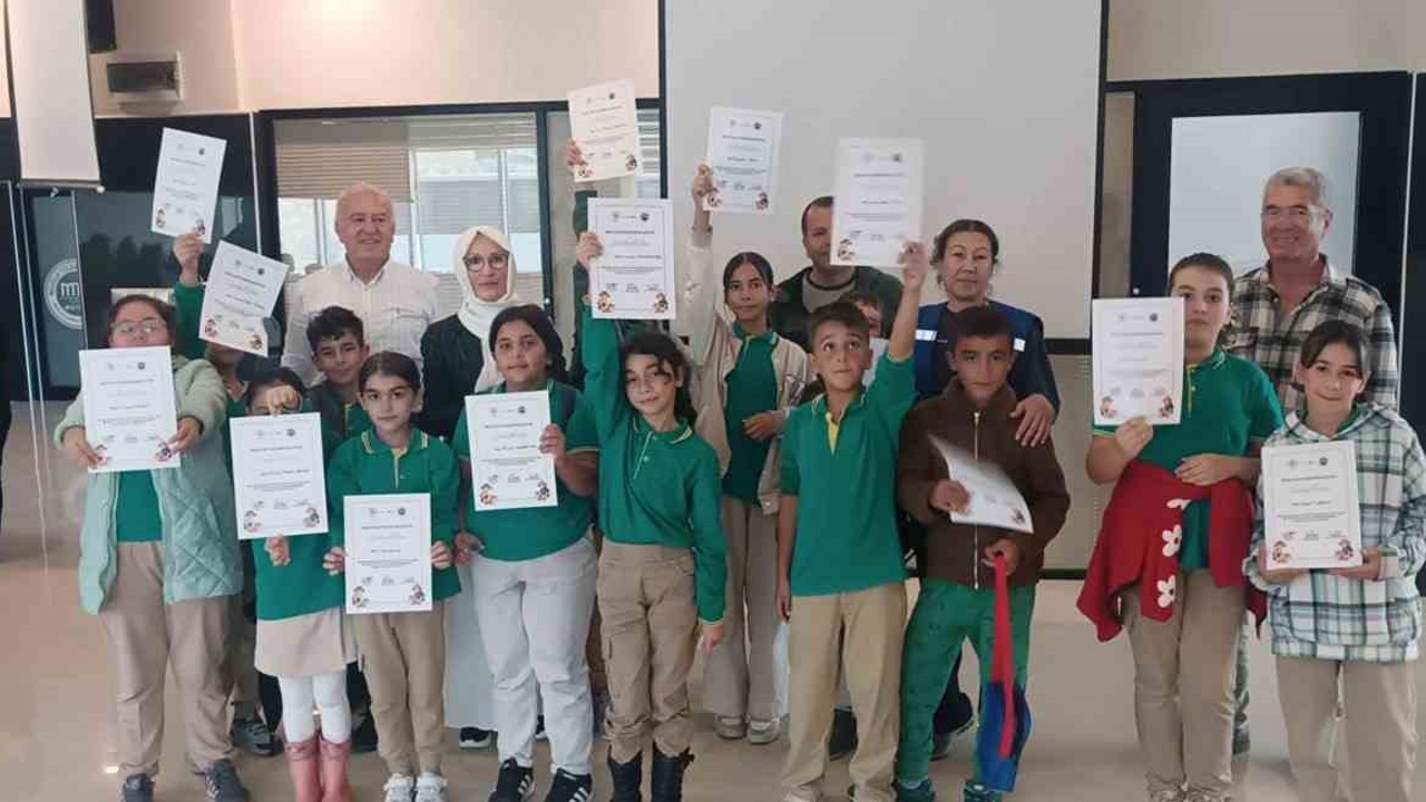 Minik tadımcılara zeytinyağı eğitimi
