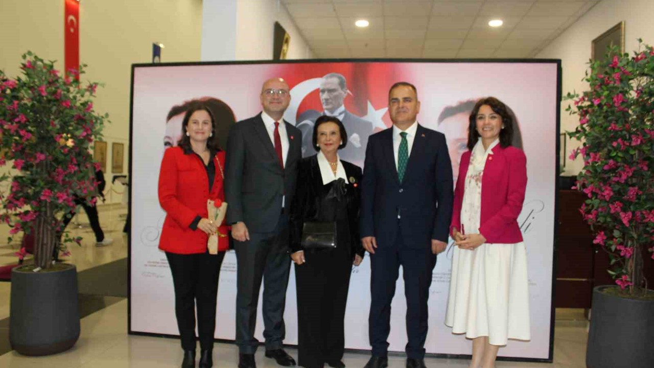 "Vali Hanım" belgeseli izleyiciyle buluştu
