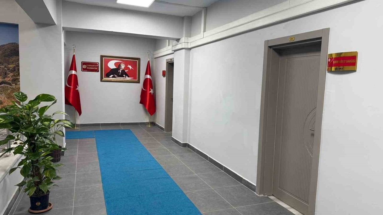 Anamur’da modern adliye sarayı hizmete hazırlanıyor
